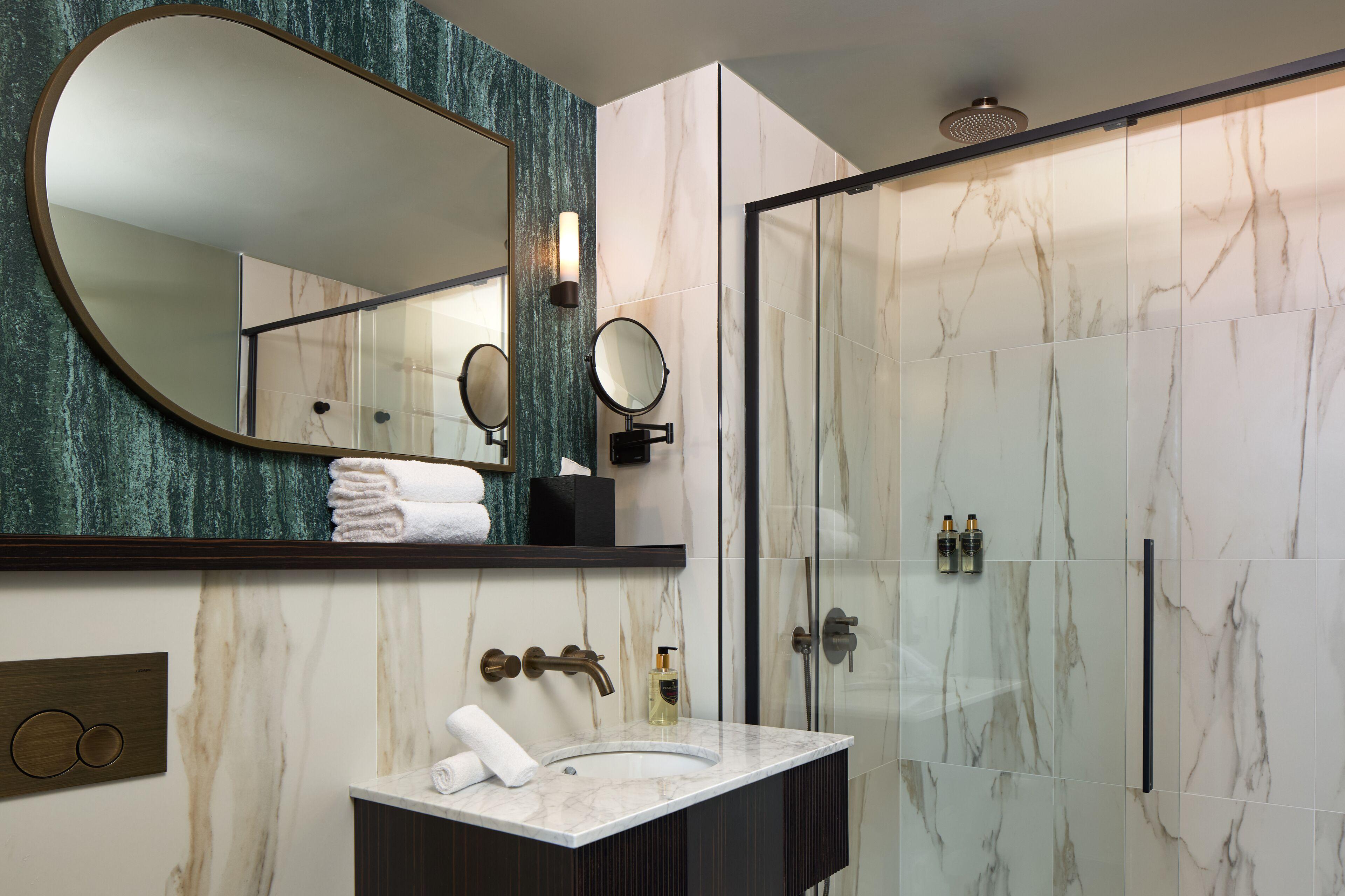 Maison Cassandre 4* Parigi