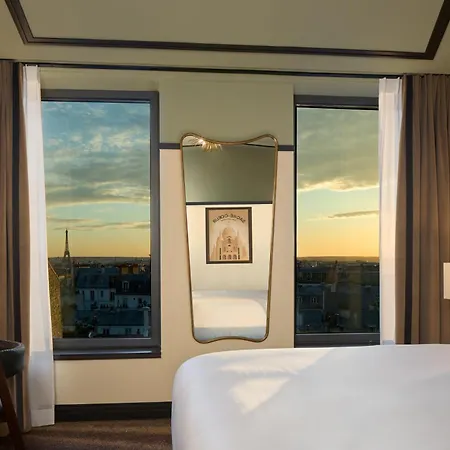 Maison Cassandre 4* Parigi